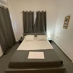 Spanos - شقة فندقية