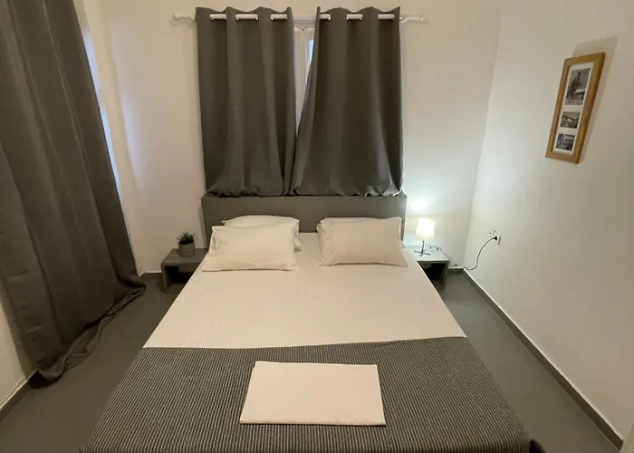 Spanos - Lejlighedshotel