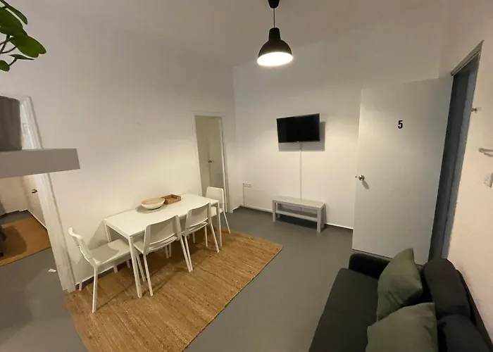 Apartahotel Spanos - 4*